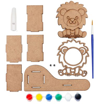 Wooden Animal Pencil Holder - Kit - Lion / Deer - Contents