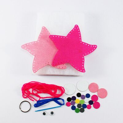 Felt Seaworld Plushie Kit - Starfish - Content